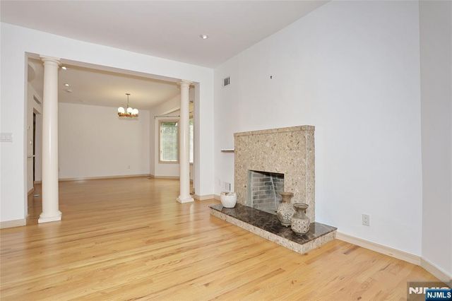 25 Bogert Place 1ST.FLOOR, Westwood, NJ 07675