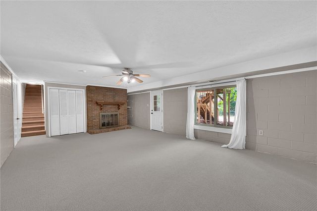 323 Pinehurst Drive, Mauldin, SC 29662