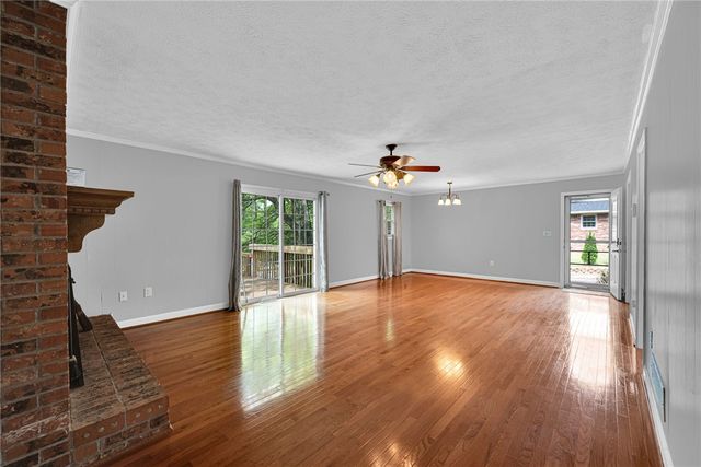 323 Pinehurst Drive, Mauldin, SC 29662