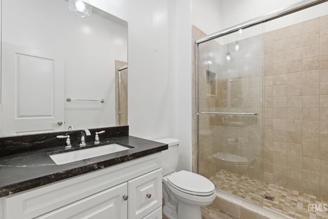 12319 Ashlyn Drive, Bakersfield, CA 93311