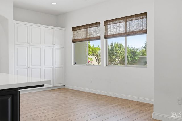 12319 Ashlyn Drive, Bakersfield, CA 93311