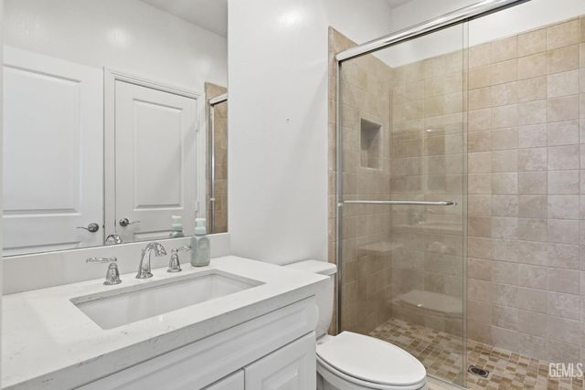 12319 Ashlyn Drive, Bakersfield, CA 93311
