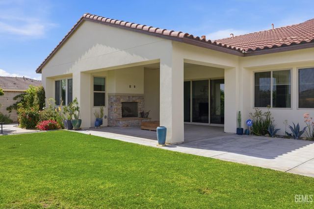 12319 Ashlyn Drive, Bakersfield, CA 93311