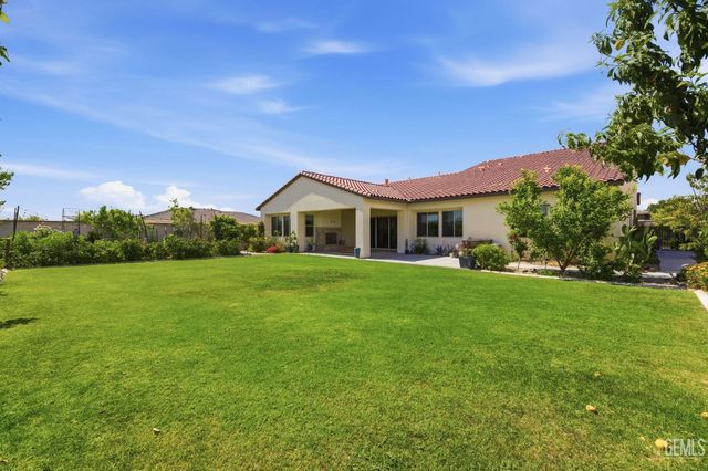 12319 Ashlyn Drive, Bakersfield, CA 93311