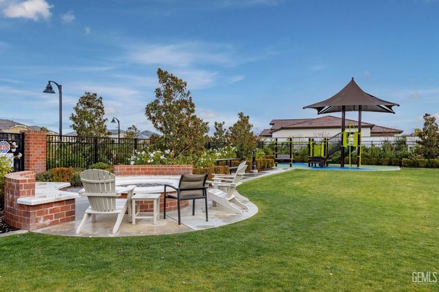 12319 Ashlyn Drive, Bakersfield, CA 93311