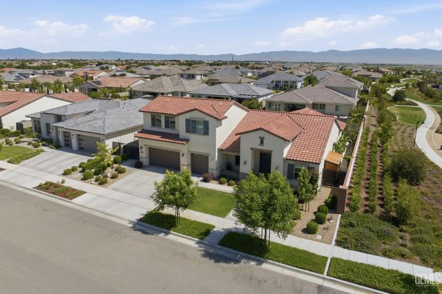 12319 Ashlyn Drive, Bakersfield, CA 93311