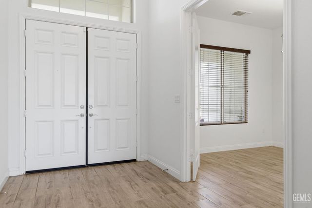 12319 Ashlyn Drive, Bakersfield, CA 93311
