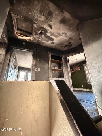 445 Hiett Avenue, Toledo, OH 43609