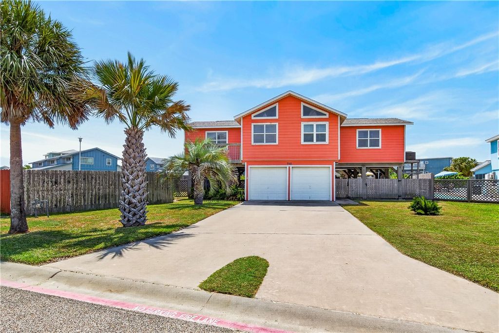 702 Parkplace, Port Aransas, TX 78373 — exterior