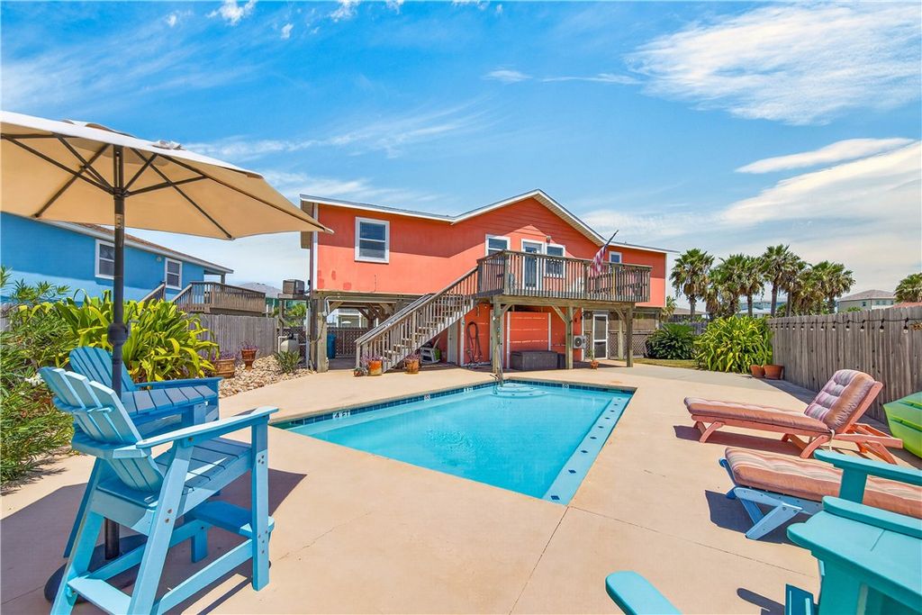702 Parkplace, Port Aransas, TX 78373 — photo 2