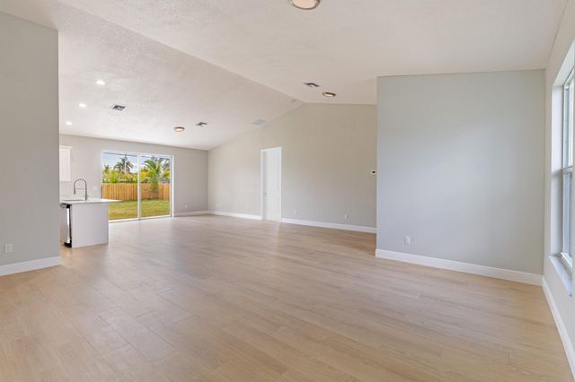 4084 Linda Lane, Palm Springs, FL 33406
