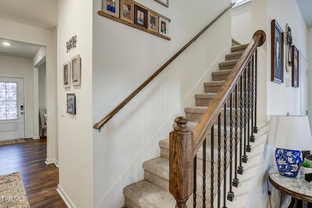 5581 Wildlife Circle, Piney Flats, TN 37686