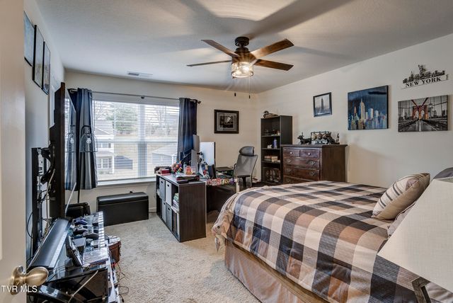 5581 Wildlife Circle, Piney Flats, TN 37686