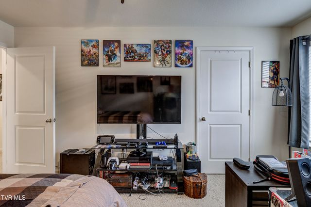 5581 Wildlife Circle, Piney Flats, TN 37686