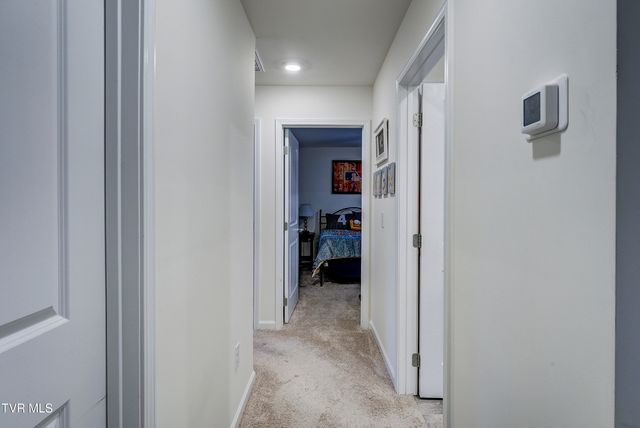 5581 Wildlife Circle, Piney Flats, TN 37686