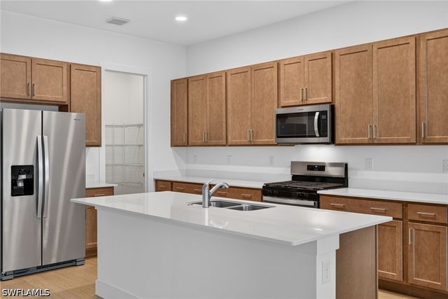 9056 Wisteria WAY, Naples, FL 34114