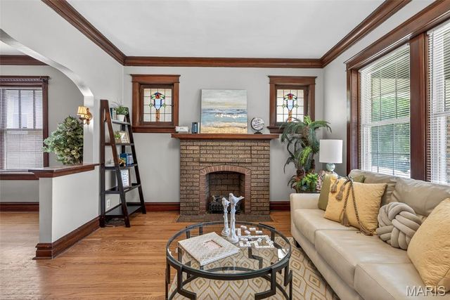 6059 Wanda Avenue, St Louis, MO 63116