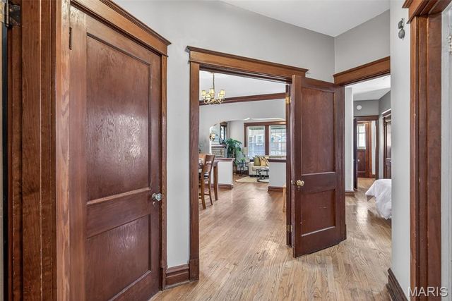 6059 Wanda Avenue, St Louis, MO 63116