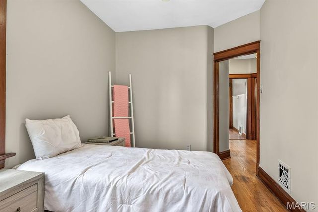 6059 Wanda Avenue, St Louis, MO 63116