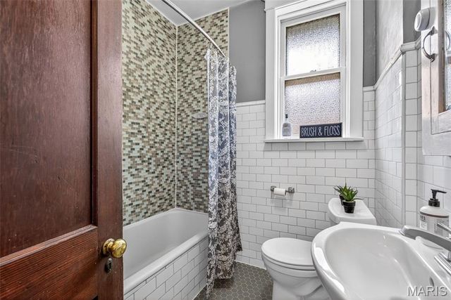 6059 Wanda Avenue, St Louis, MO 63116