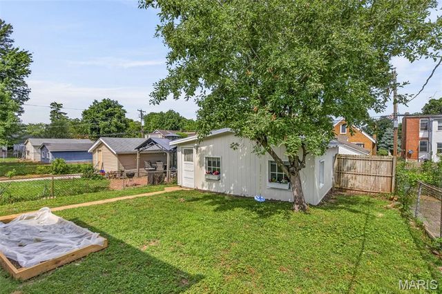 6059 Wanda Avenue, St Louis, MO 63116