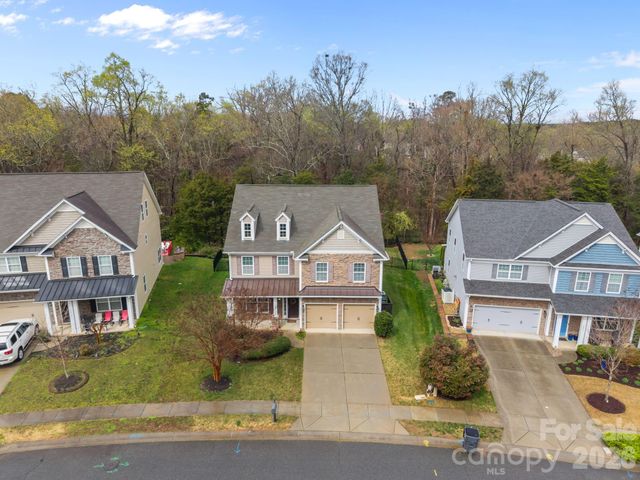 10817 Bere Island Drive, Charlotte, NC 28278