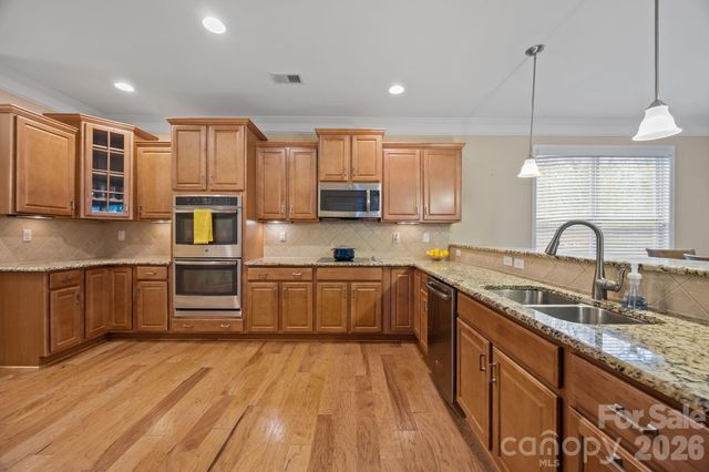 10817 Bere Island Drive, Charlotte, NC 28278