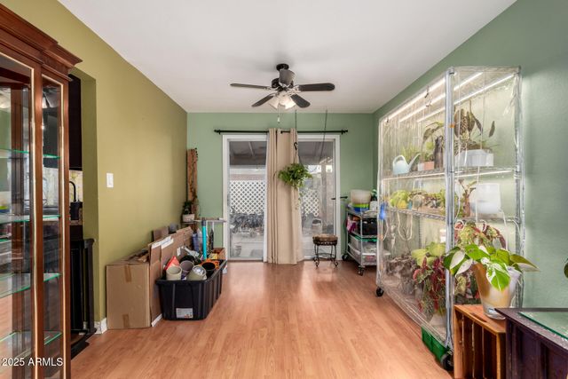 3926 W GLENAIRE Drive, Phoenix, AZ 85053