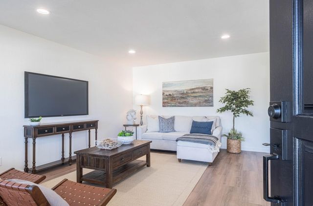 120 Hathaway Avenue, Watsonville, CA 95076