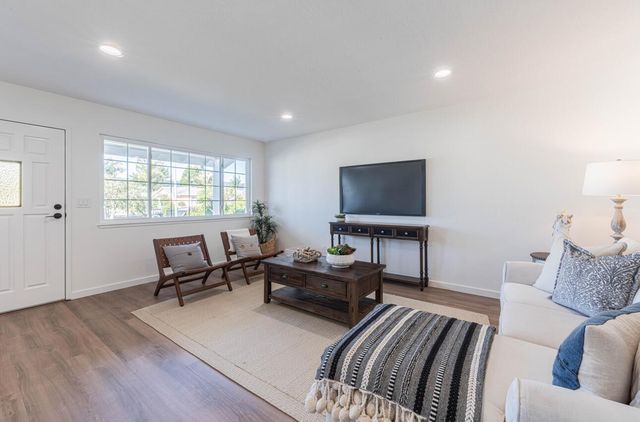 120 Hathaway Avenue, Watsonville, CA 95076