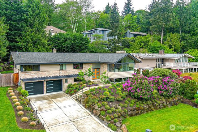 4105 96th Avenue SE, Mercer Island, WA 98040