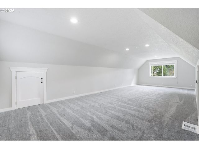 35645 Se DUNN Rd, Boring, OR 97009