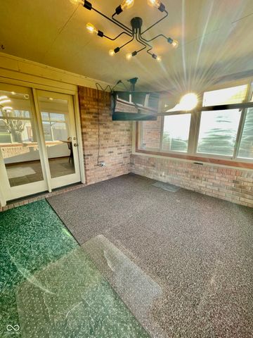 1016 Cedar Glen North Drive, Plainfield, IN 46168