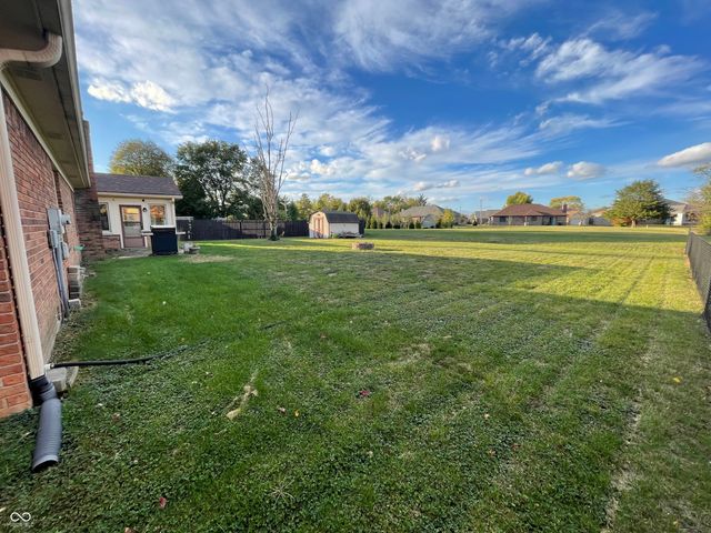 1016 Cedar Glen North Drive, Plainfield, IN 46168