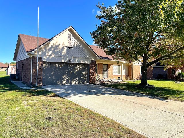 1016 Cedar Glen North Drive, Plainfield, IN 46168