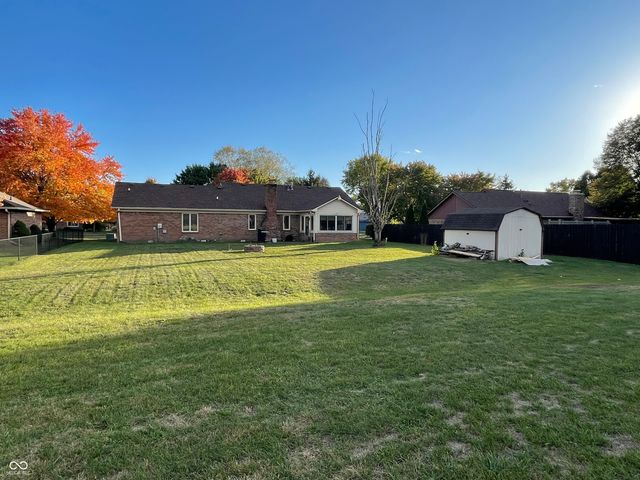 1016 Cedar Glen North Drive, Plainfield, IN 46168