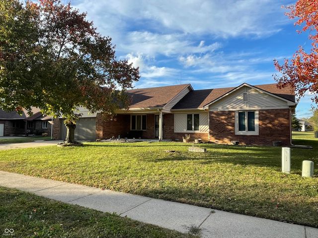 1016 Cedar Glen North Drive, Plainfield, IN 46168