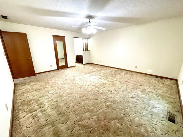 1016 Cedar Glen North Drive, Plainfield, IN 46168