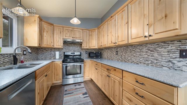 7930 Topeka Avenue, Cascade, CO 80809