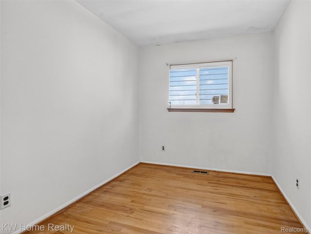 14548 Euclid Avenue, Allen Park, MI 48101