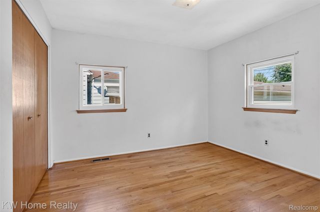 14548 Euclid Avenue, Allen Park, MI 48101