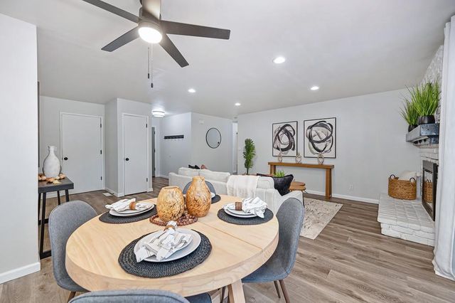 14069 Torrey Pines Dr, Auburn, CA 95602