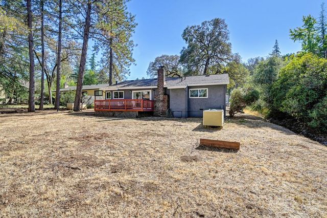 14069 Torrey Pines Dr, Auburn, CA 95602