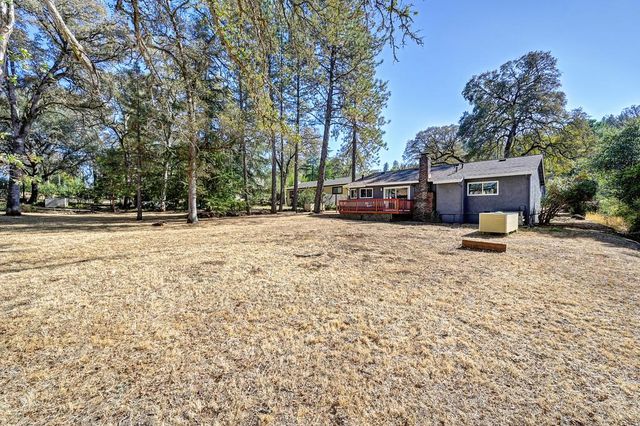 14069 Torrey Pines Dr, Auburn, CA 95602