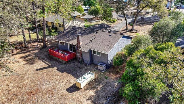 14069 Torrey Pines Dr, Auburn, CA 95602