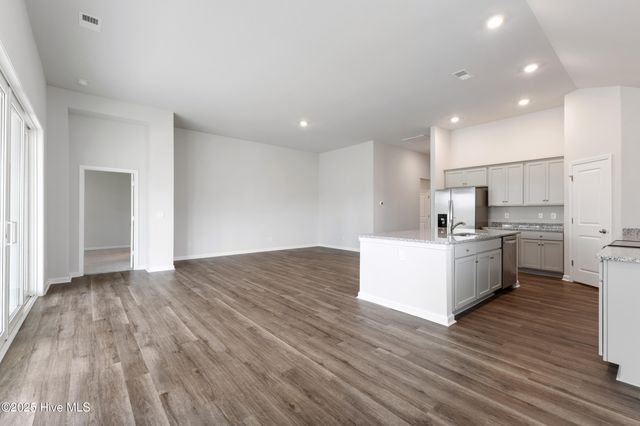 2094 Willowleaf Drive, Leland, NC 28451