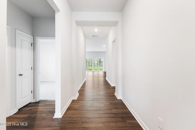 2094 Willowleaf Drive, Leland, NC 28451