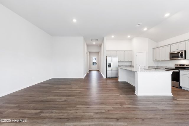 2094 Willowleaf Drive, Leland, NC 28451