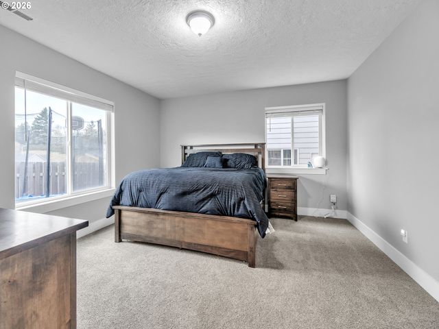 5739 ERIN VALLEY Ave Se, Salem, OR 97306