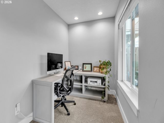 5739 ERIN VALLEY Ave Se, Salem, OR 97306